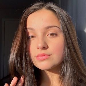 Meet your Posher, Isa